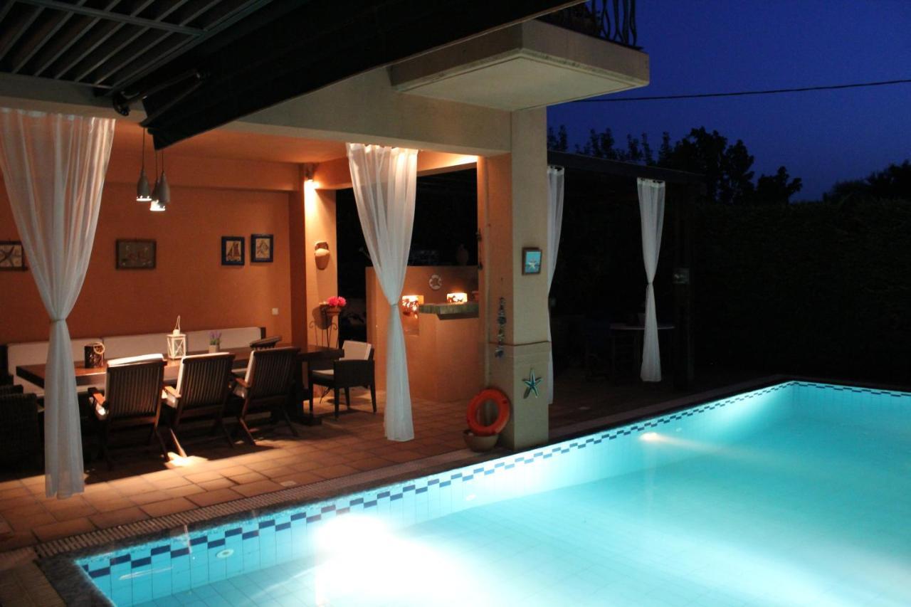 4-Seasons Pool Villa Near Meteora Tríkala Exterior foto